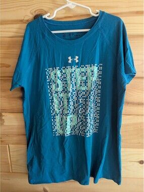 Under Armour youth large tshirt